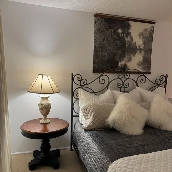 Throw Pillow Mongolian Fur / Tibetan Lamb Throw Pillow – White – 18x18 - Picture 7 of 11